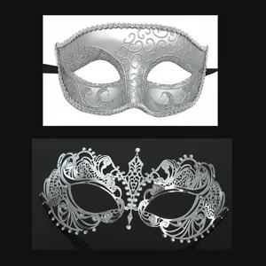 Set elegante di maschere per festa in maschera, brillantini argento e maschere strass.