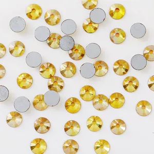 Flatback glass rhinestones for nail art and DIY phone decoration crafts detail shot.