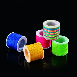 Set de cordón de nailon trenzado colorido para hacer joyas de bricolaje y nudos chinos.