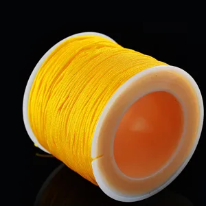 Carrete de hilo de tejer de nailon amarillo para nudo chino y fabricacion de joyas DIY