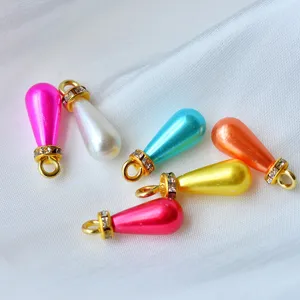 Kleurrijke druppel kunstparel hangers met strass ringen voor DIY sieraden en accessoires.