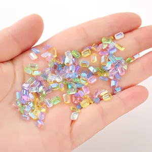 Strass de uñas rectangulares iridiscentes aurora, gemas cuadradas de cristal para nail art.