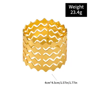 Portatovagliolo in metallo dorato con design a zig-zag, elegante accessorio per tavola, 4x4,5cm