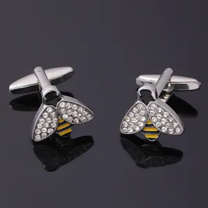 Zilveren bij manchetknopen met sprankelende strass steentjes en emaille details voor mannen.