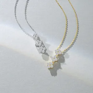 S925 silver four leaf clover tassel necklace sparkling moissanite pendant elegant jewelry