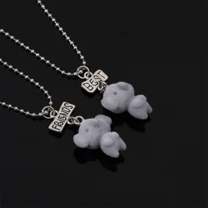 Schattige grijze geflockte beren beste vrienden ketting set met metalen labels voor dagelijks gebruik.