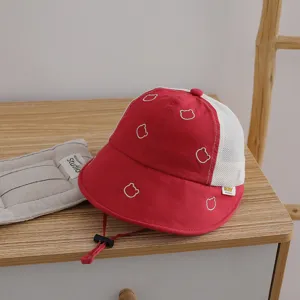 Kids cute bear embroidery mesh breathable sun bucket hat for outdoor travel daily wear.