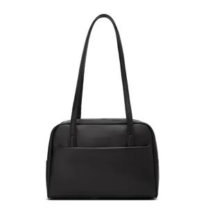 Classic black PU leather shoulder bag, stylish retro boston handbag for women daily wear.