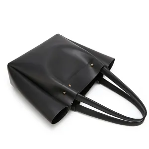 Schwarze große Leder Tote Bag Pendler Umhängetasche Handtasche mit Flügeldesign Ansicht
