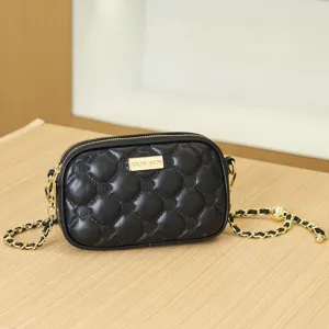 Luxury Quilted Chain Shoulder Bag PU Leather Crossbody Bag Casual Handbag Elegant Travel Purse For Women