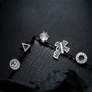 Titaniumstahl Ohrstecker Set, Punk Hip-Hop Gothic Stil Ohrringe für Damen und Herren cool.