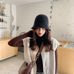 Women's winter woolen bucket hat fashion casual knit basin hat warm solid color cold hat for daily wear