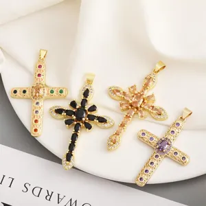 Vintage farbiger Stein Kreuz Anhänger Set, vergoldete mehrfarbige Zirkon Halskette Schmuck.