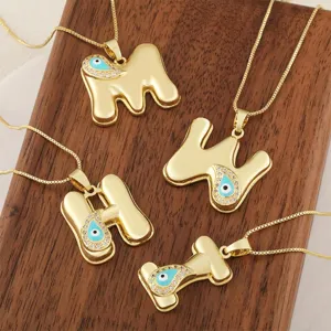 Collane con lettere gonfie placcate in oro con occhio malvagio e pietre luminose eleganti.