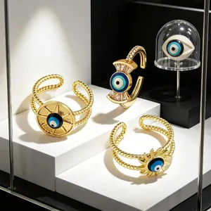 Bague ouverte oeil malefique plaque or avec zircons et details email detail bijou