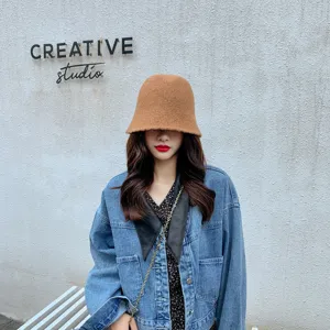 Womens knit bucket hat winter stylish casual brown warm knitted headwear detail view