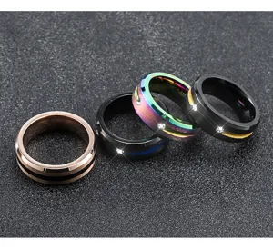 Conjunto de anillos de acero inoxidable y titanio para hombres y mujeres, diseño geométrico.