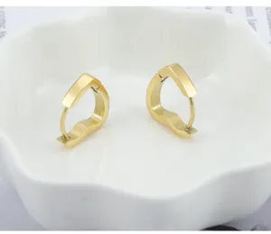 Edelstahl Gold Herz Creolen minimalistischer schicker Modeschmuck für Frauen tägliche Kleidung