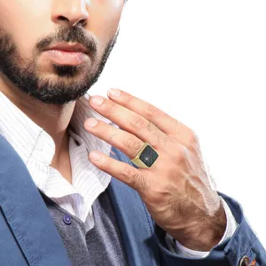 Anillo de Acero de Titanio para Hombre Incrustado con Fibra de Carbono Vintage Punk Cuadrado Anillo de Oro para Joyería Diaria