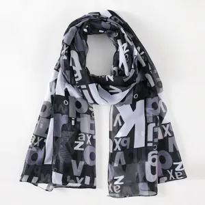 Schwarz-weißer Buchstabe Druck langer Chiffon Schal leichtes Tuch für Damen im Sommer
