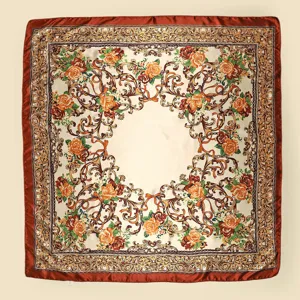 Vintage barok bloemig vierkante zijden sjaal voor vrouwen, elegante retro halsdoek.