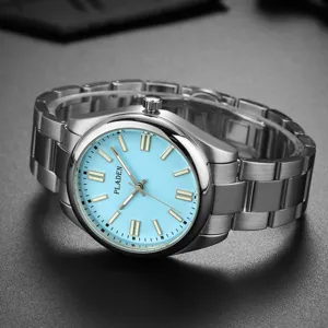 Close-up of PLADEN men quartz watch featuring light blue dial and steel strap details.