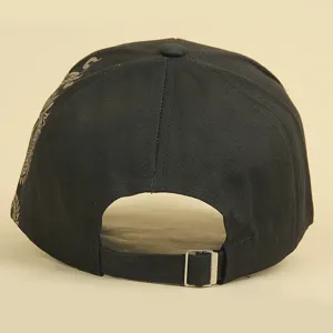 Close-up detail of the black casual baseball cap featuring a stylish dragon print.