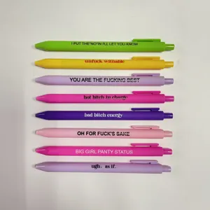 Lustiges Zitat Gelstift Set mit 8 bunten einziehbaren Kugelschreibern und humorvollen Sprüchen.