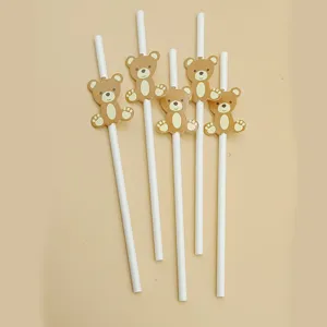 Cannucce di carta con simpatico orsetto carino per decorazione di feste e compleanni.