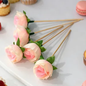 Decoratieve kunstmatige rozenbloem prikkers voor desserts fruit schalen en cocktails