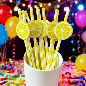 Kreative Party Papiereistrohhalme mit niedlichen Zitronenscheiben, gelbe gestreifte Trinkhalme.
