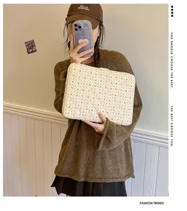 Quilted laptop sleeve cute floral pattern padded zipper protective case for 13 14 15 inch
