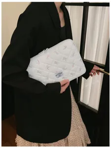 Housse Ordinateur Matelassée Broderie Nœud Mignon Tablette Étui Rembourré 11 et 14 Pouces