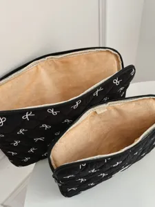 Housse d'ordinateur matelassée avec nœud brodé, doublure en peluche douce pour tablette.