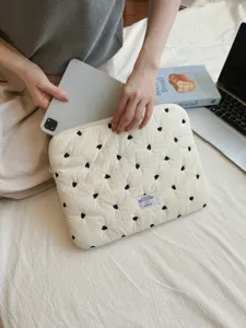 Koreanischer Stil Gesteppt Herz Stickerei Laptoptasche Tablet Innentasche Weiche Plüsch Tasche Tragbare Handtasche Für Damen