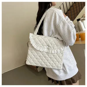 Korean style floral quilted laptop bag with lace trim, perfect for 11 inch tablet and daily use.