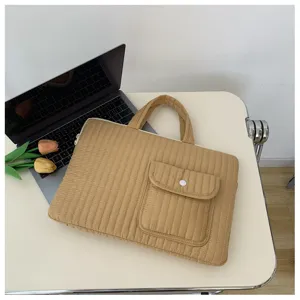 Quilted laptop bag for 15 inch notebook, lightweight solid color handbag for students, beige.