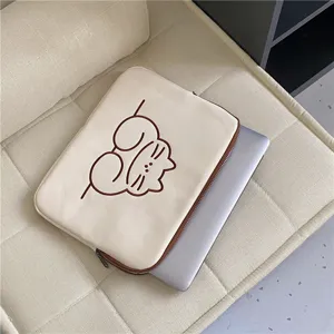 Minimalist beige laptop sleeve with cute cat design for 11/13 inch tablet and iPad.