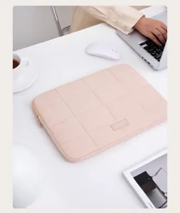 Rosa Gesteppte Laptoptasche 14 15,6 Zoll Gepolsterte Computerhuelle mit Reissverschluss