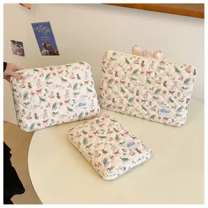 Süße Hunde gesteppte Laptoptasche und iPad Hülle im koreanischen Stil für 13 und 15 Zoll Laptops.