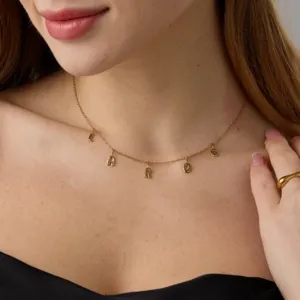 Ciondoli con Lettere in Acciaio Inossidabile DIY Charm Alfabeto Placcato Oro Argento Ciondolo Iniziale Accessori di Gioielleria