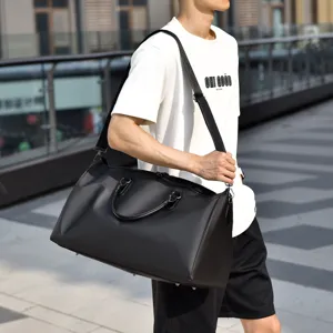 Durable waterproof sport gym duffel bag large capacity casual travel bag for outdoor trip.