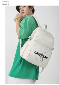 Casual minimalistische canvas rugzak met voorzak en stijlvolle letteropdruk voor dagelijks.