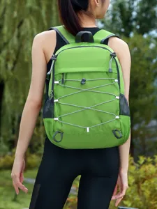 Lightweight foldable sports backpack for daily travel and outdoor activities, green color.