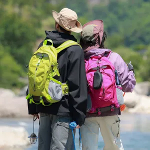 Outdoor bergbeklimmen rugzak voor heren en dames, lichtgewicht reizen en wandelen tas