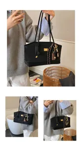 Women stylish commuter shoulder bag large capacity black tote bag with cute charm decoration