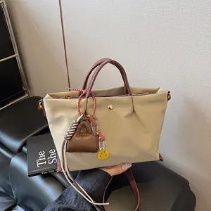 Minimalist casual canvas tote bag women waterproof commuter shoulder crossbody handbag with charms
