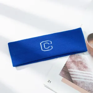 Cinta deportiva de punto azul con letra C, absorbente de sudor para fitness yoga correr.