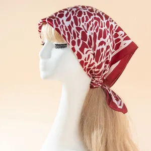 Damen Satin Quadrat Schal Vintage Blumen Leopard Paisley Druck Seide Gefühl Halstuch Professionelle Flugbegleiterin Bankangestellte Halstuch