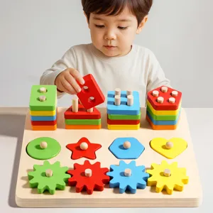 Giocattolo in legno Montessori per l'ordinamento e l'impilamento delle forme, blocchi.